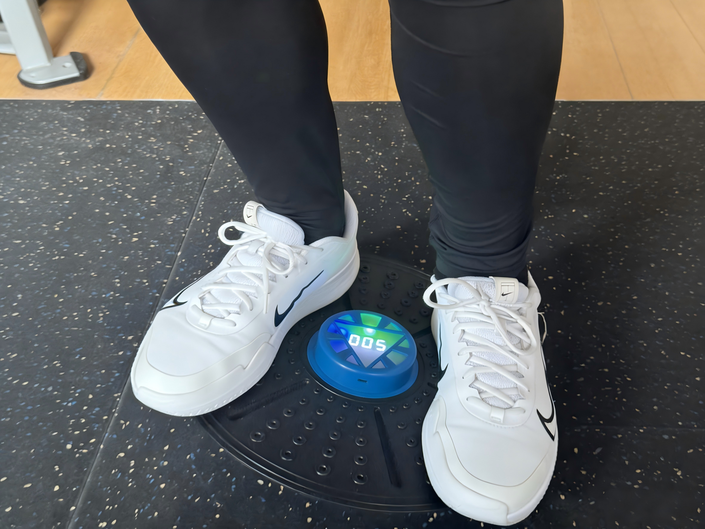 Balance Trainer Light | Smart Balance Board with LED Guidance & APP